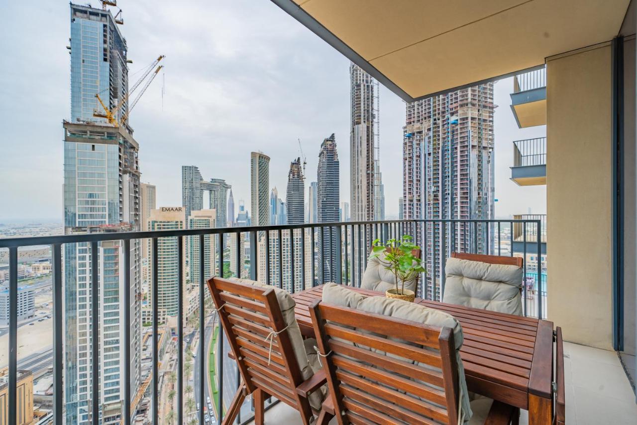 Breathtaking City Views From Dt Apt With Terrace Dubái Exterior foto